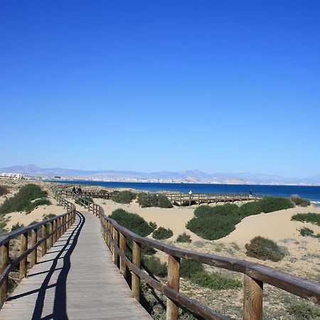 Апартаменты Apartament Playa Arenales Ареналес-дель-Соль Номер фото